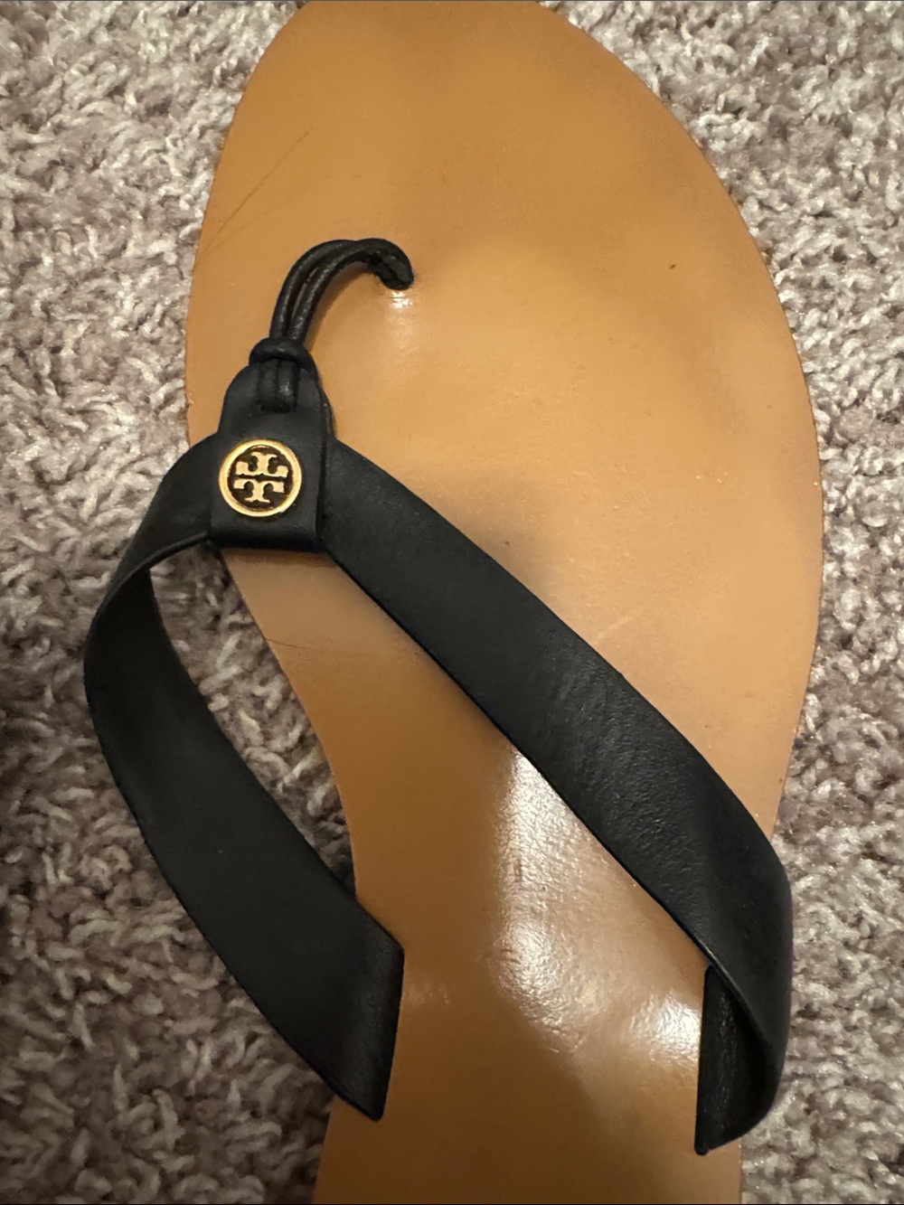 Tory Burch Black Strap Tan Footbed Logo Thong Sandals - Picture 3 of 4